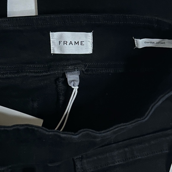 Frame The Bardot‎ Jetset Flare Pull On Pant in Sheen Noir - Picture 9 of 10